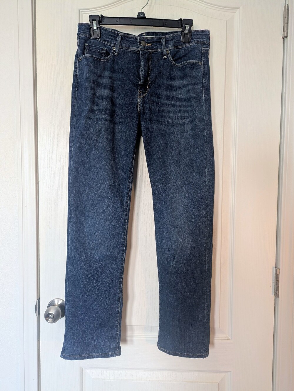 Levi's Straight Leg Jean
